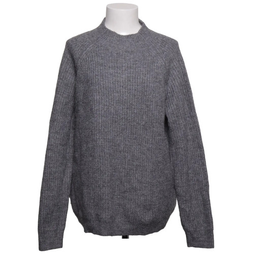 Essentials designed with love - essentials,